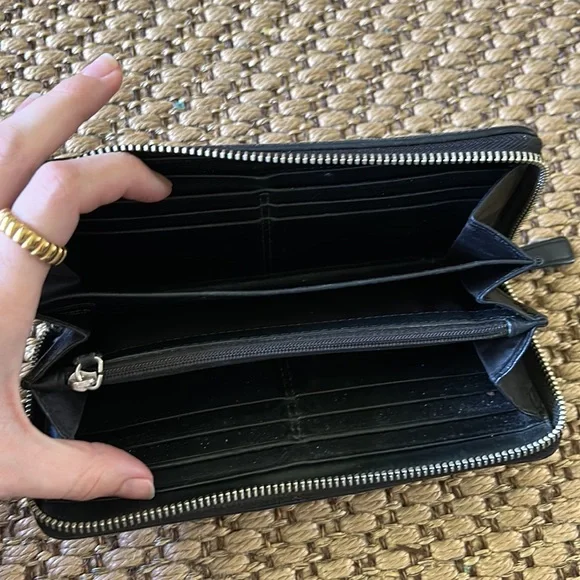 Coach Wallet - Picture 3 of 4